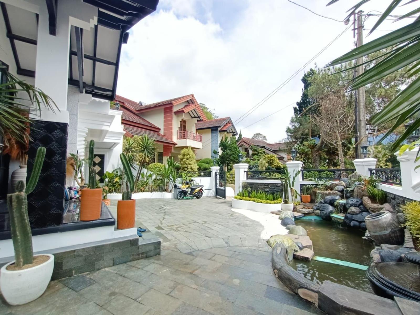 Villa Kota Bunga Malini 10 Cikundul Esterno foto