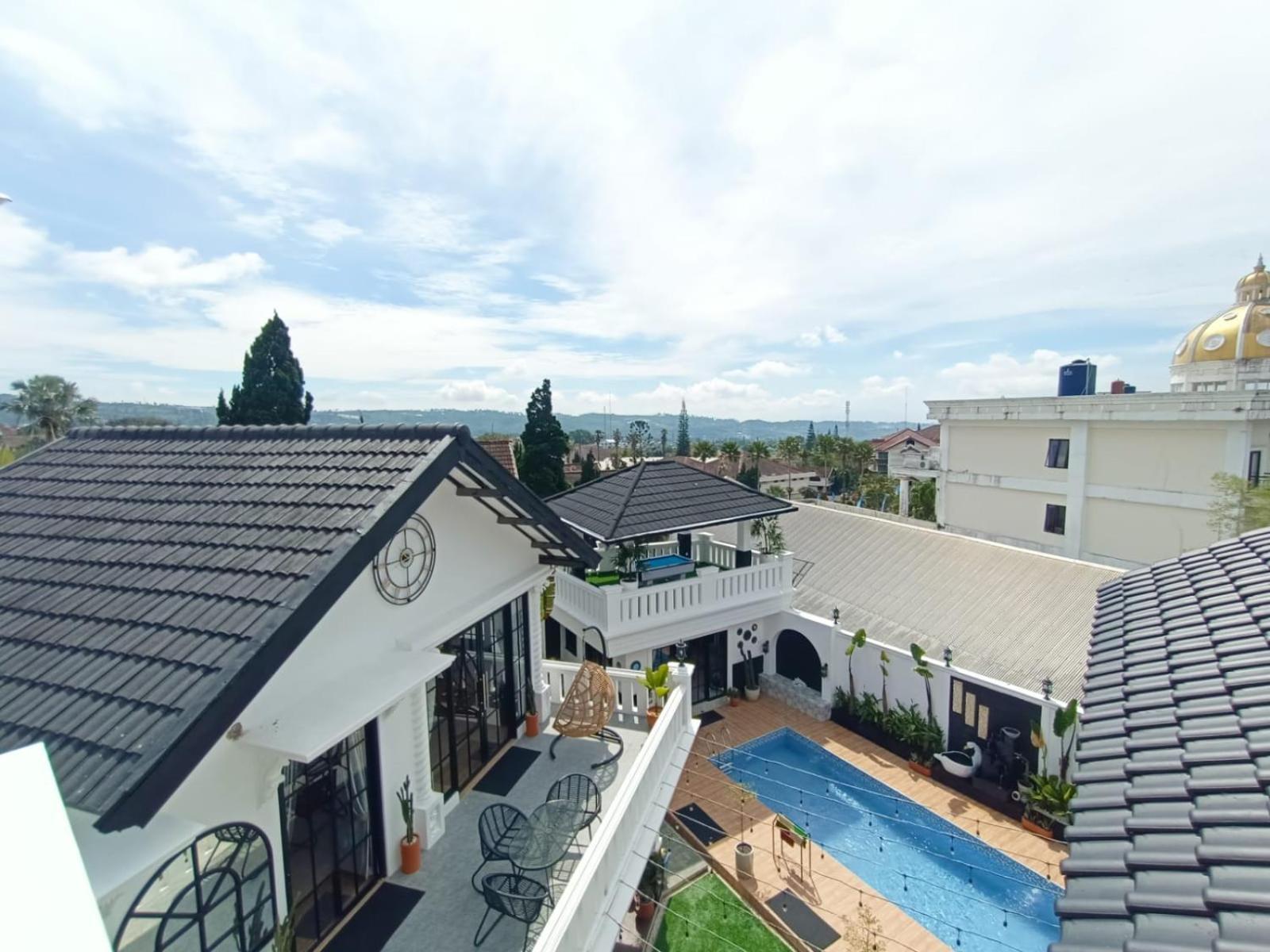 Villa Kota Bunga Malini 10 Cikundul Esterno foto