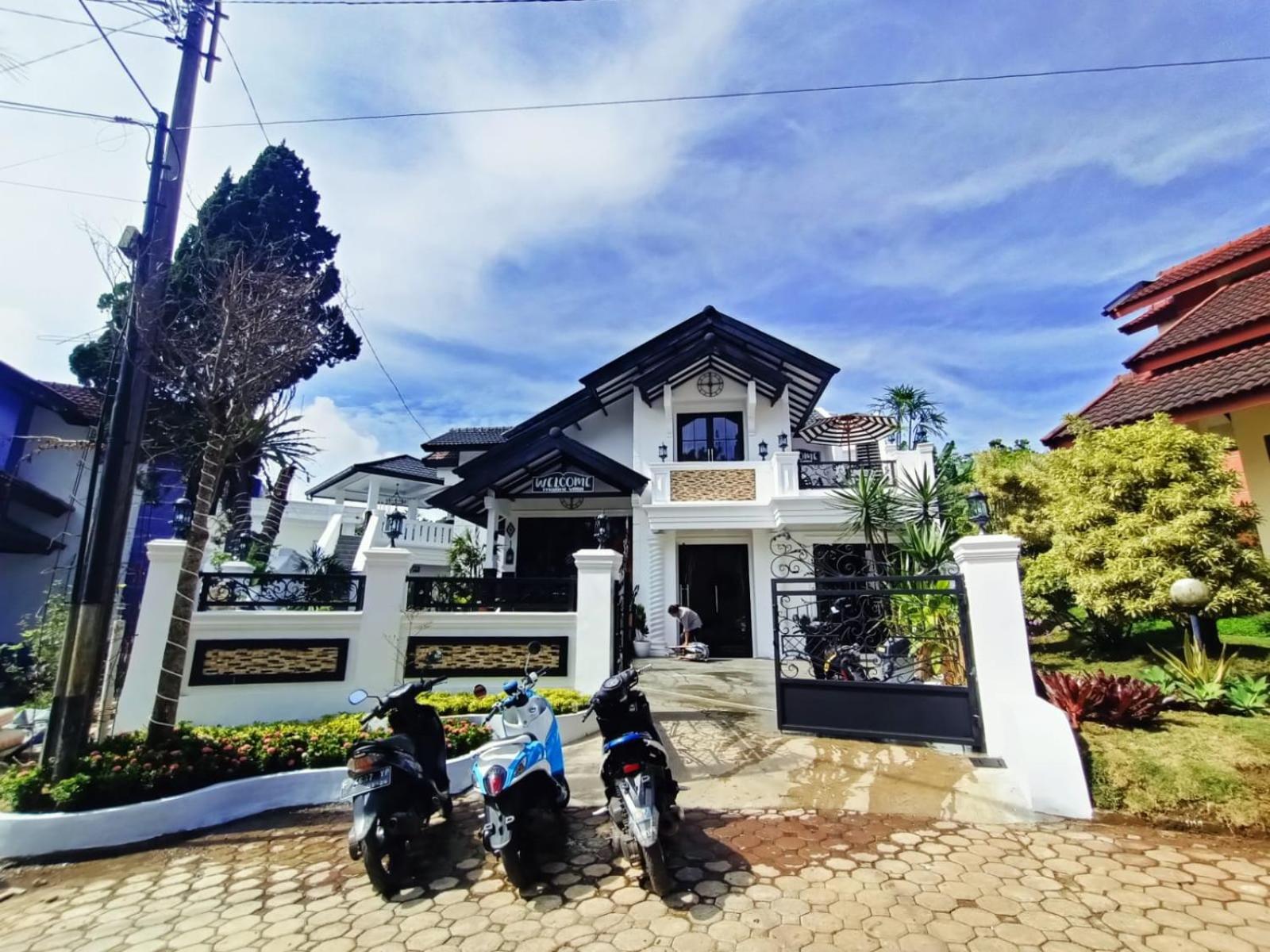 Villa Kota Bunga Malini 10 Cikundul Esterno foto